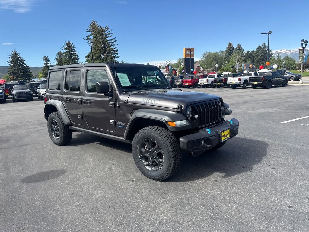 Used 2023 Jeep Wrangler Unlimited w/ Cold Weather Group AWD/4WD image 3