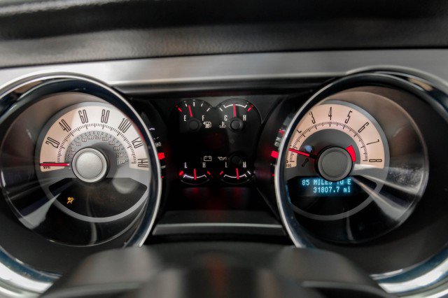 Used 2010 Ford Mustang GT Premium RWD image 17