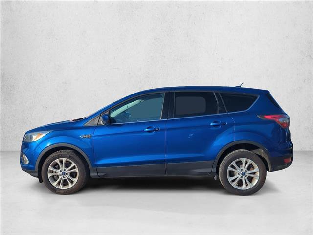 Used 2017 Ford Escape SE w/ SE Cold Weather Package AWD/4WD image 6