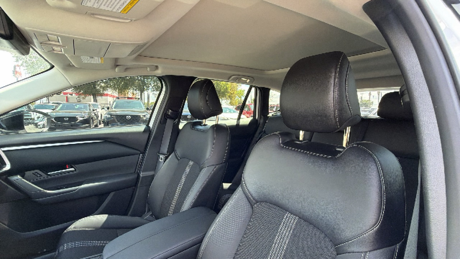 Used 2025 MAZDA CX-50 AWD 2.5 S w/ Weather Package image 30