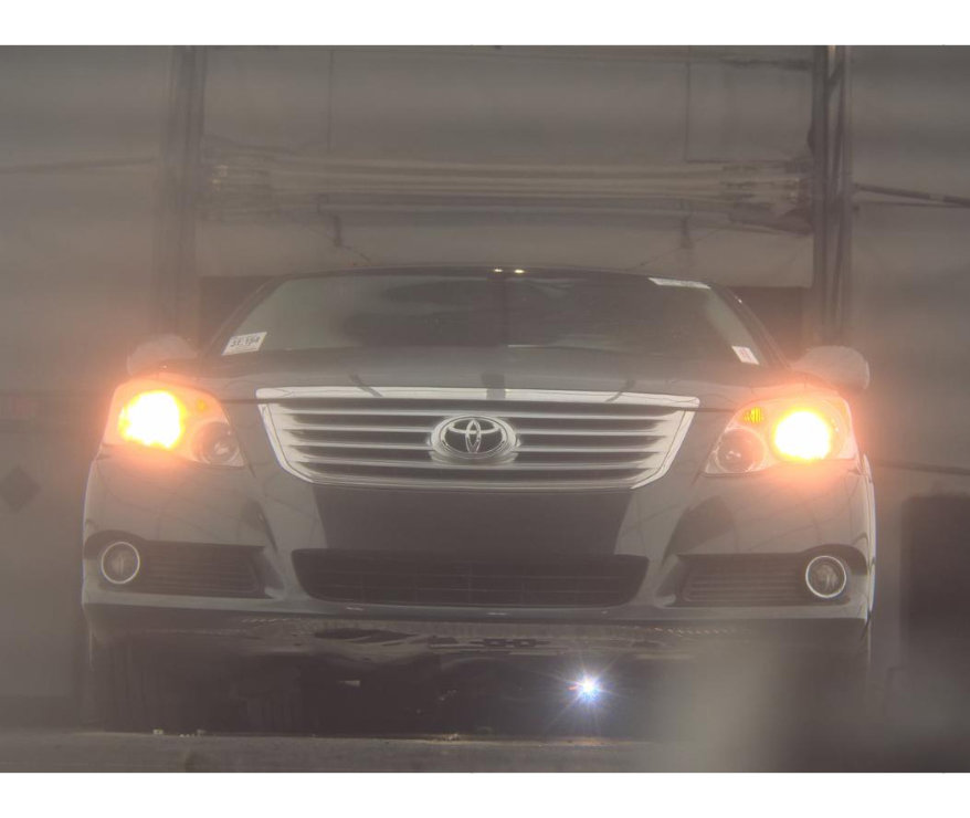 Used 2008 Toyota Avalon Limited image 3