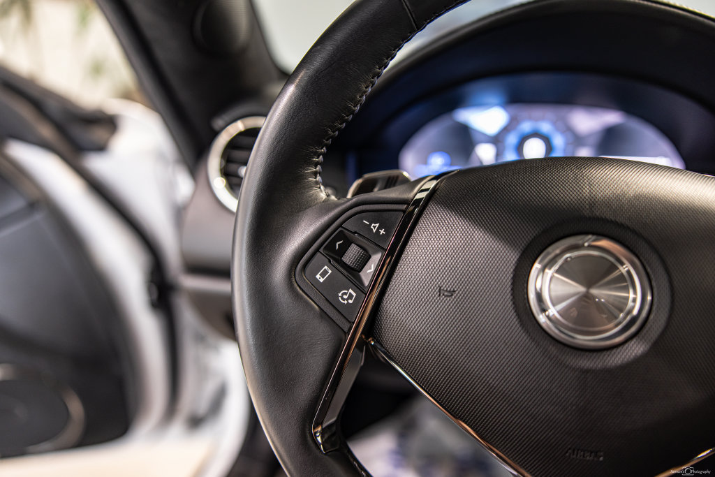 Used 2019 Karma Revero RWD image 21