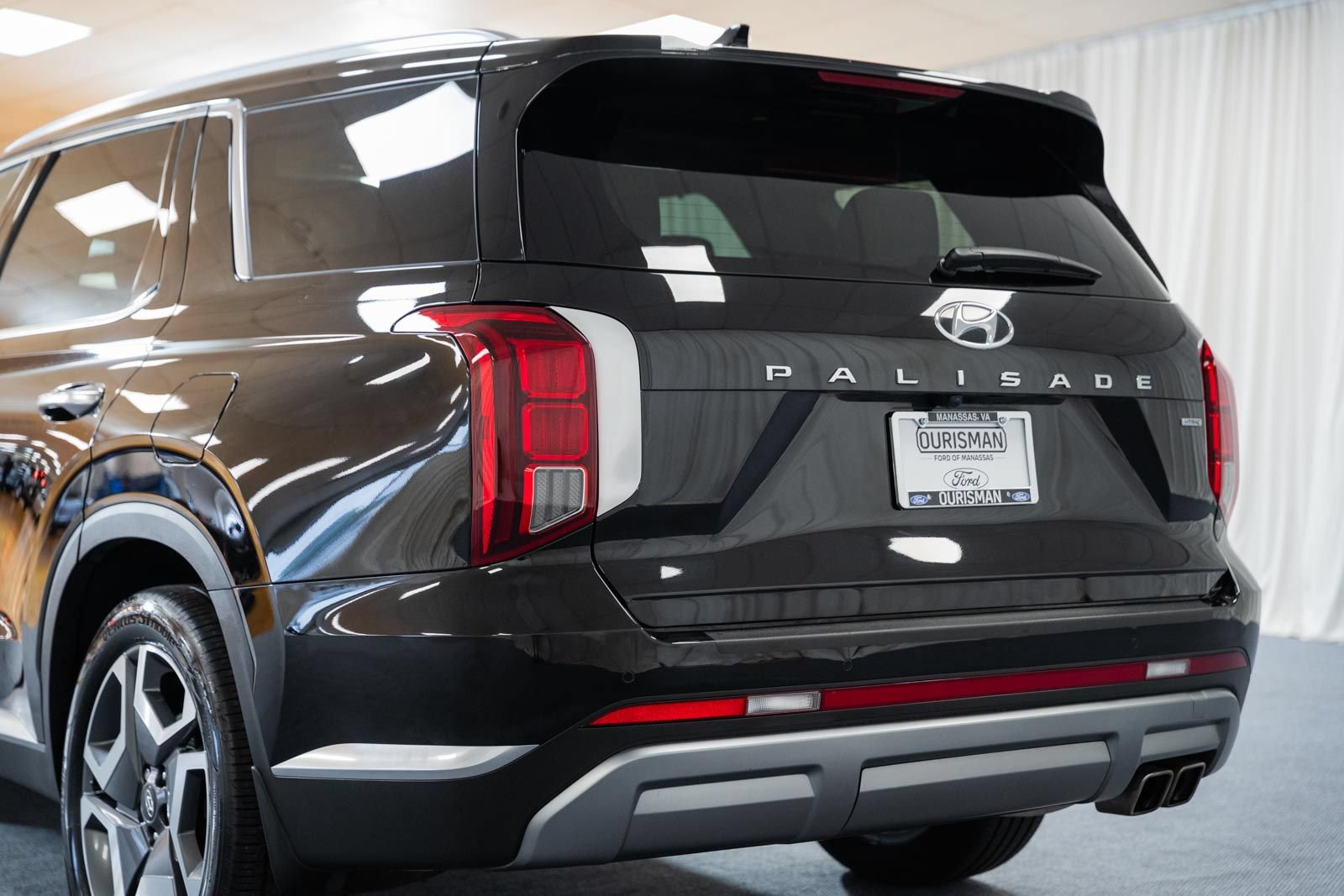 Used 2024 Hyundai Palisade Limited AWD/4WD image 6