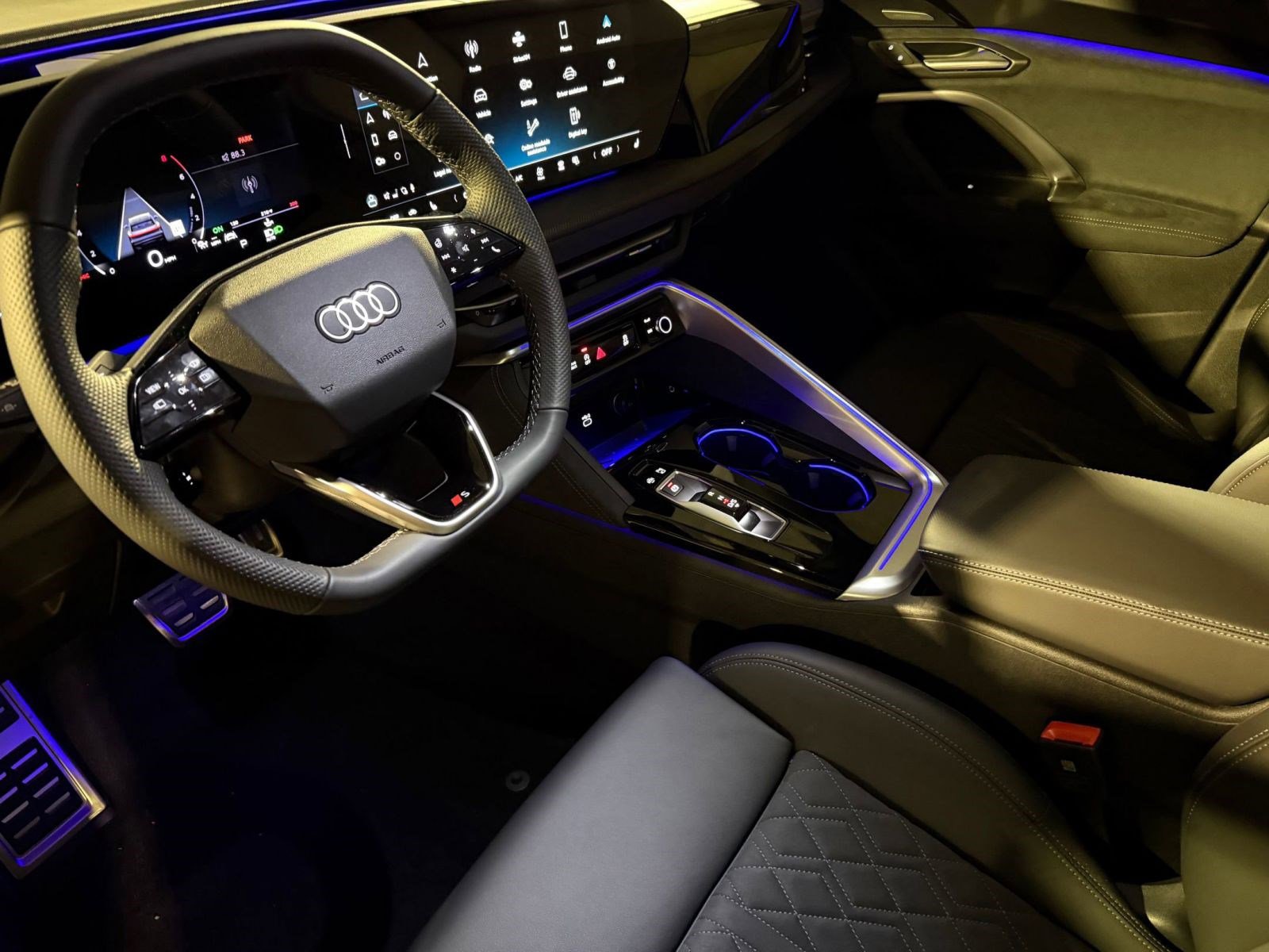 New 2025 Audi SQ5 Premium Plus image 4