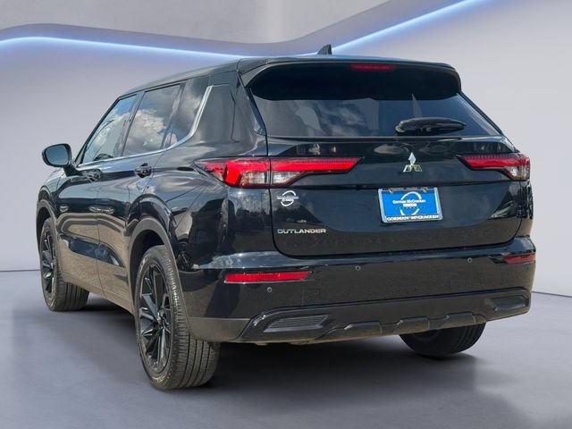 Used 2022 Mitsubishi Outlander SEL Black Edition AWD/4WD image 6