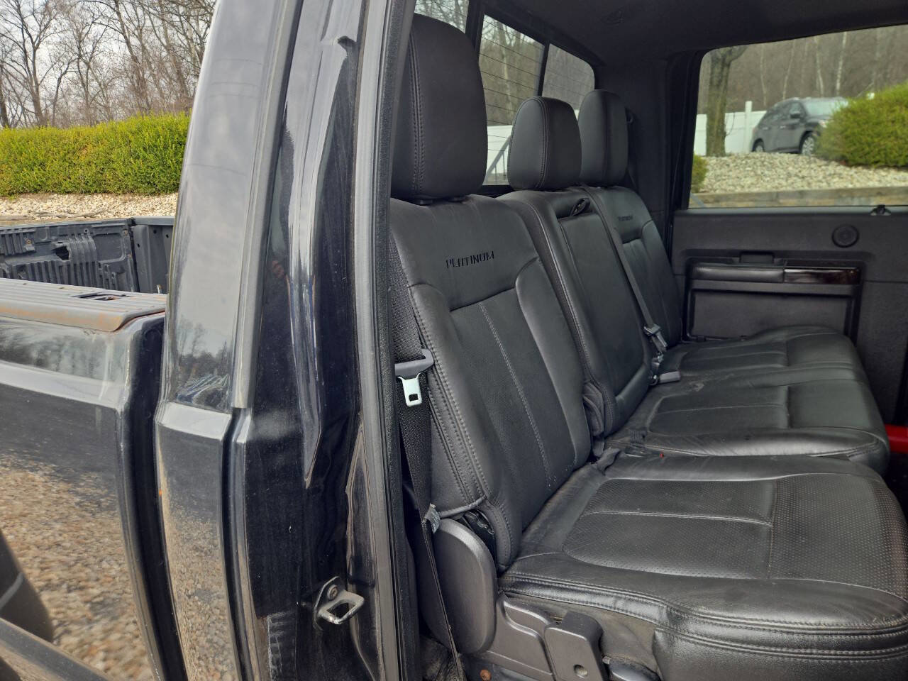 Used 2015 Ford F450 Platinum w/ Platinum Package AWD/4WD image 23