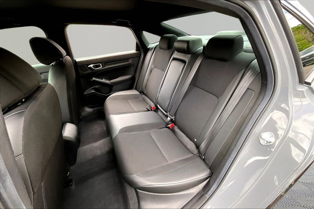 Used 2025 Honda Civic Sport image 18