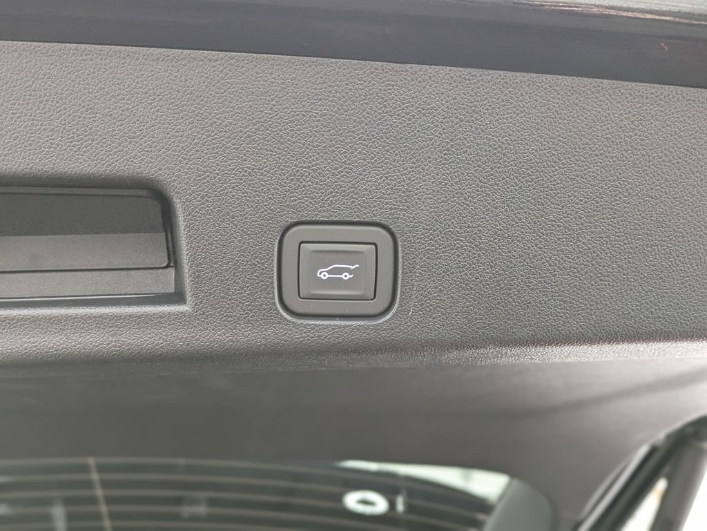 New 2026 GMC Acadia Elevation AWD/4WD image 16