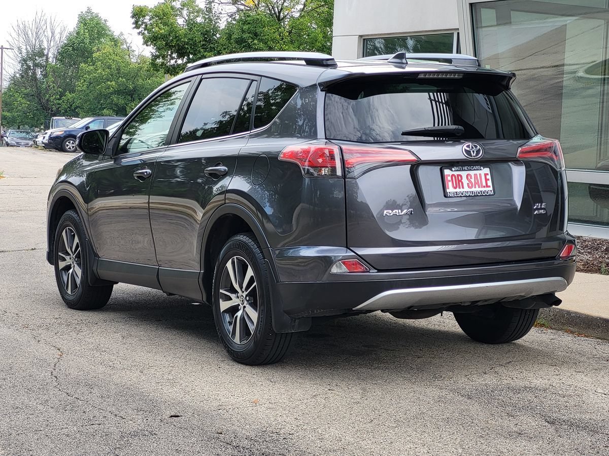 Used 2018 Toyota RAV4 XLE AWD/4WD image 8