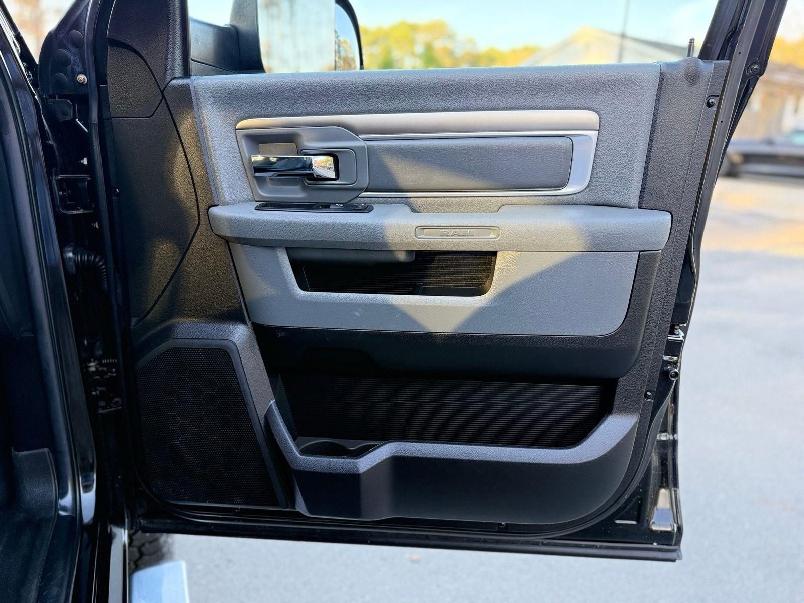 Used 2014 RAM 2500 Big Horn image 22