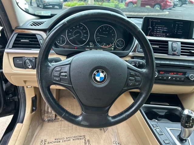 Used 2013 BMW 335i xDrive Sedan AWD/4WD image 12