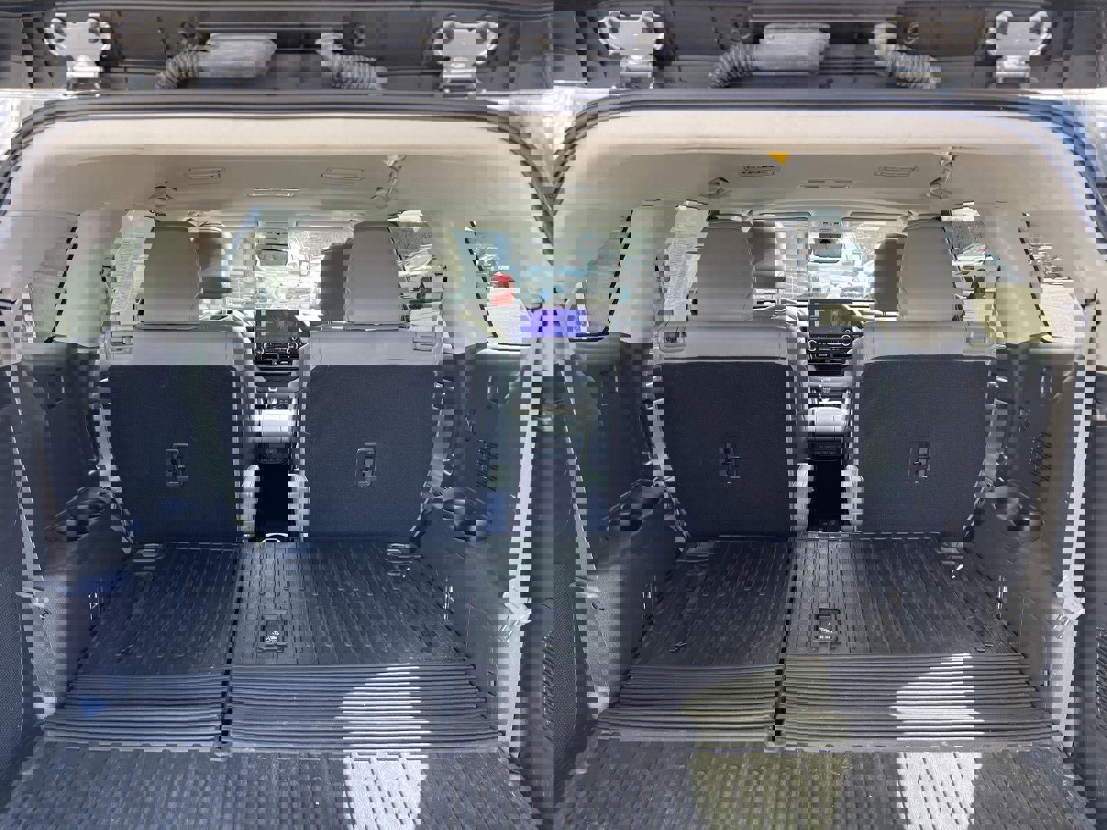 Used 2023 Toyota Highlander Limited image 18