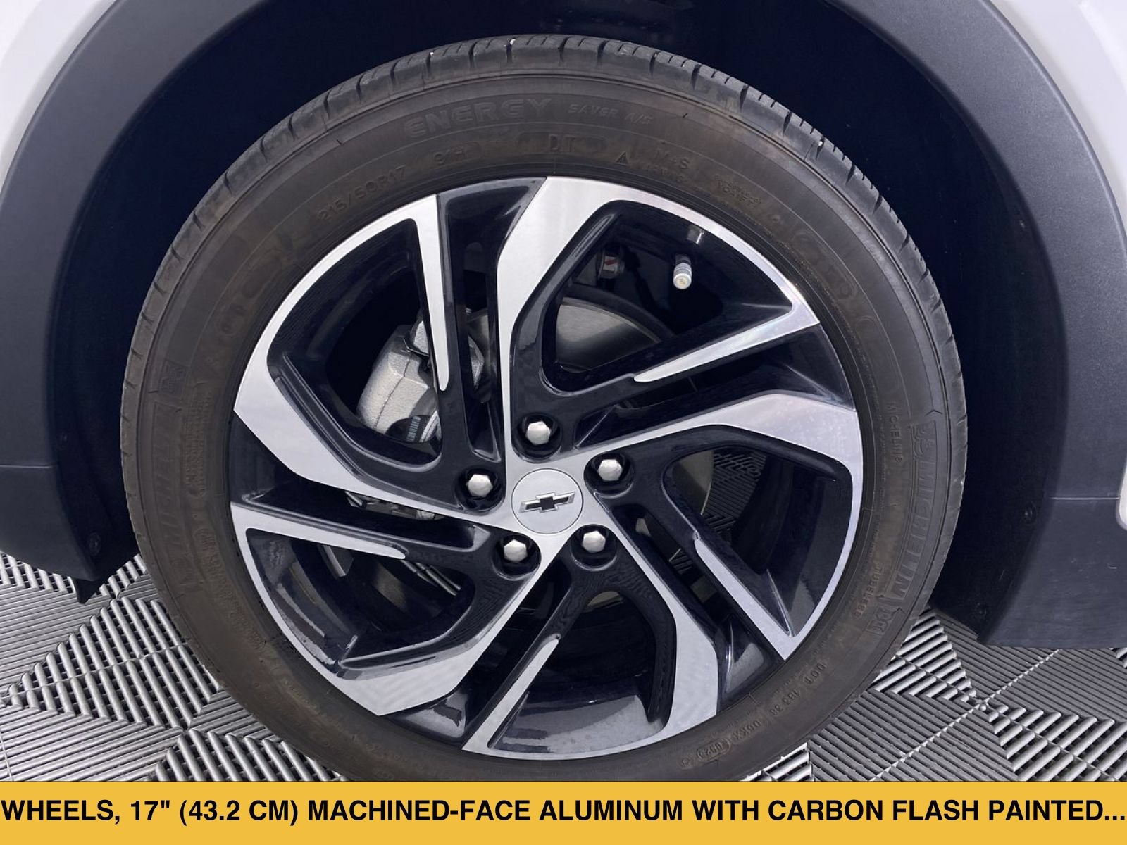 Certified 2023 Chevrolet Bolt LT w/ Infotainment Package FWD image 15