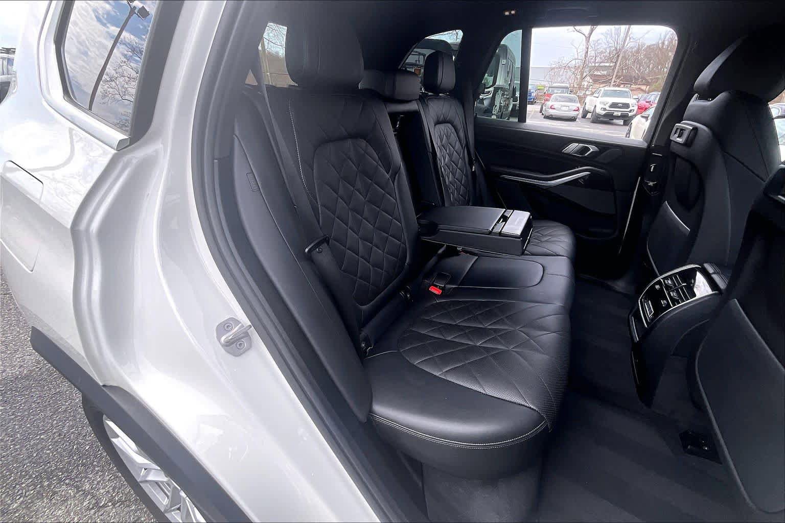 Certified 2023 BMW X5 xDrive40i w/ Premium Package image 19