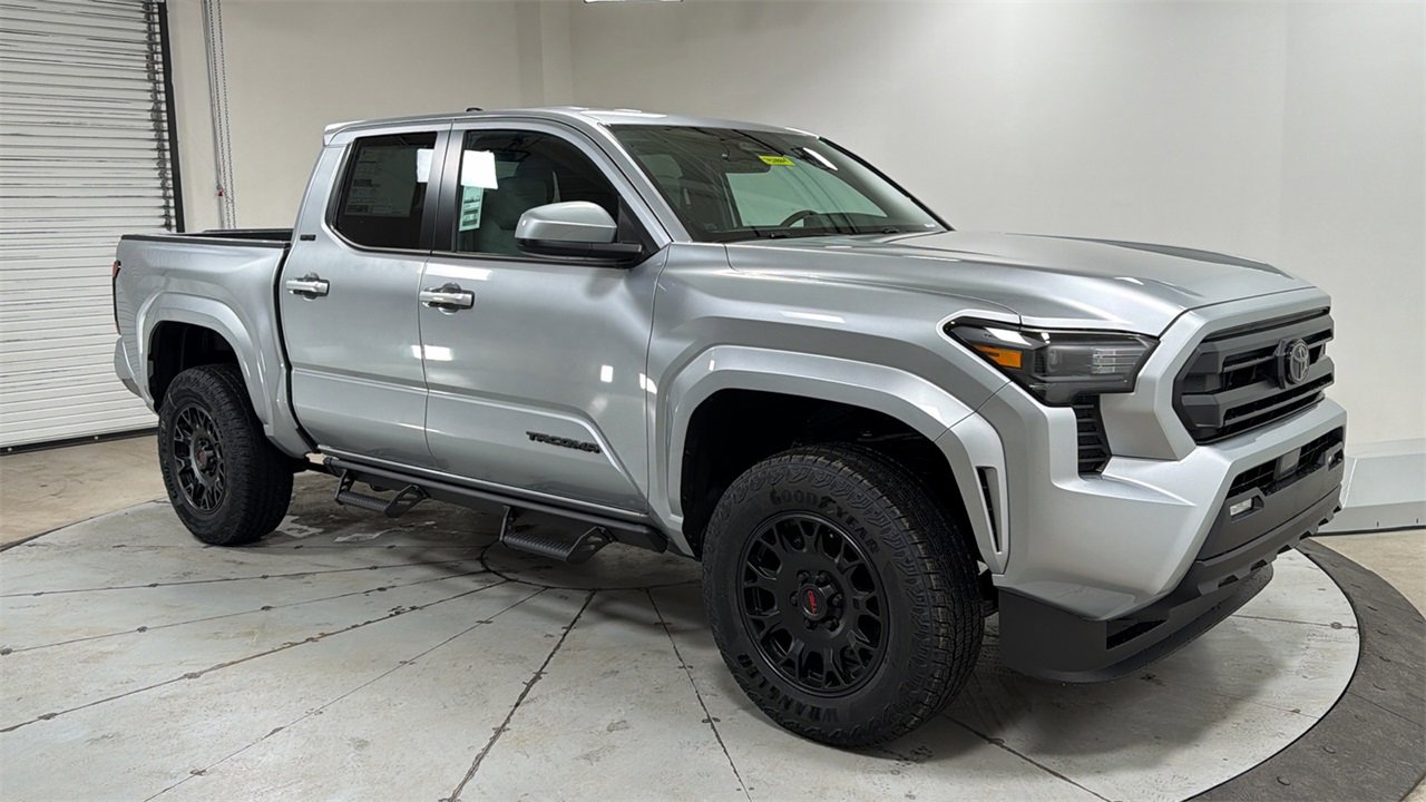 New 2026 Toyota Tacoma SR5 image 3