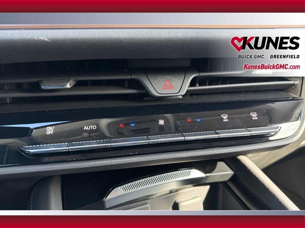 New 2026 Buick Envision Sport Touring image 25