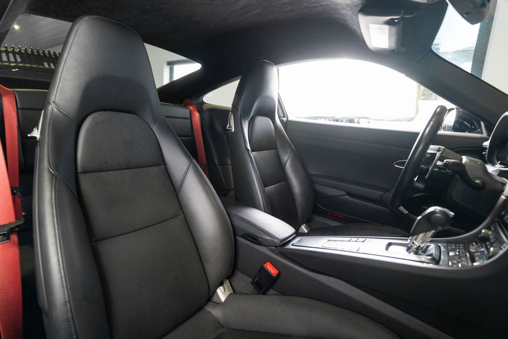 Certified 2018 Porsche 911 Carrera S RWD image 17