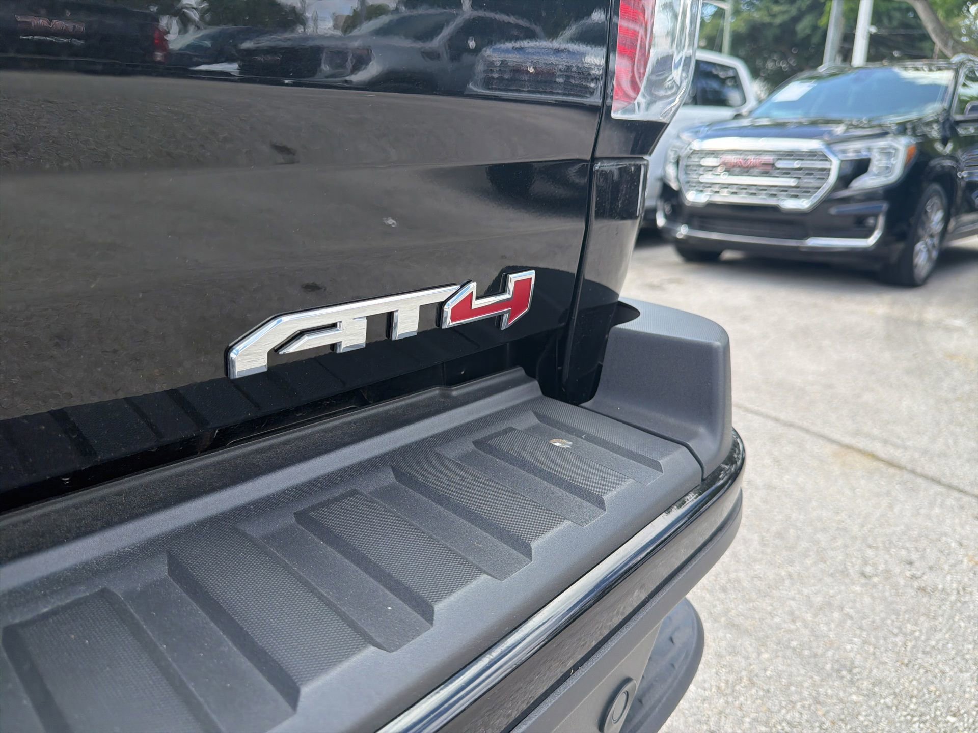 Used 2022 GMC Canyon AT4 w/ Trailering Package AWD/4WD image 19