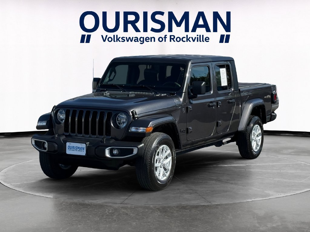 Used 2023 Jeep Gladiator Sport AWD/4WD image 2