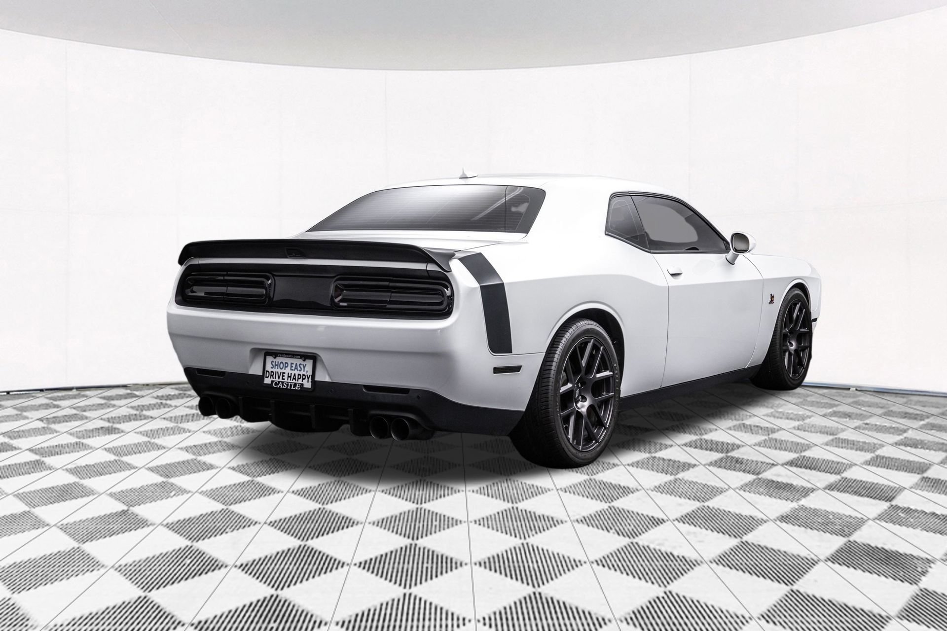 Used 2018 Dodge Challenger R/T Scat Pack w/ Leather Interior Group RWD image 12