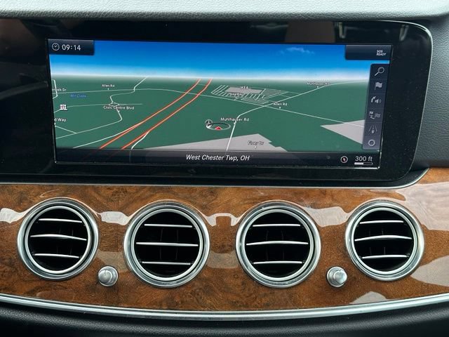Used 2018 Mercedes-Benz E 300 4MATIC image 23