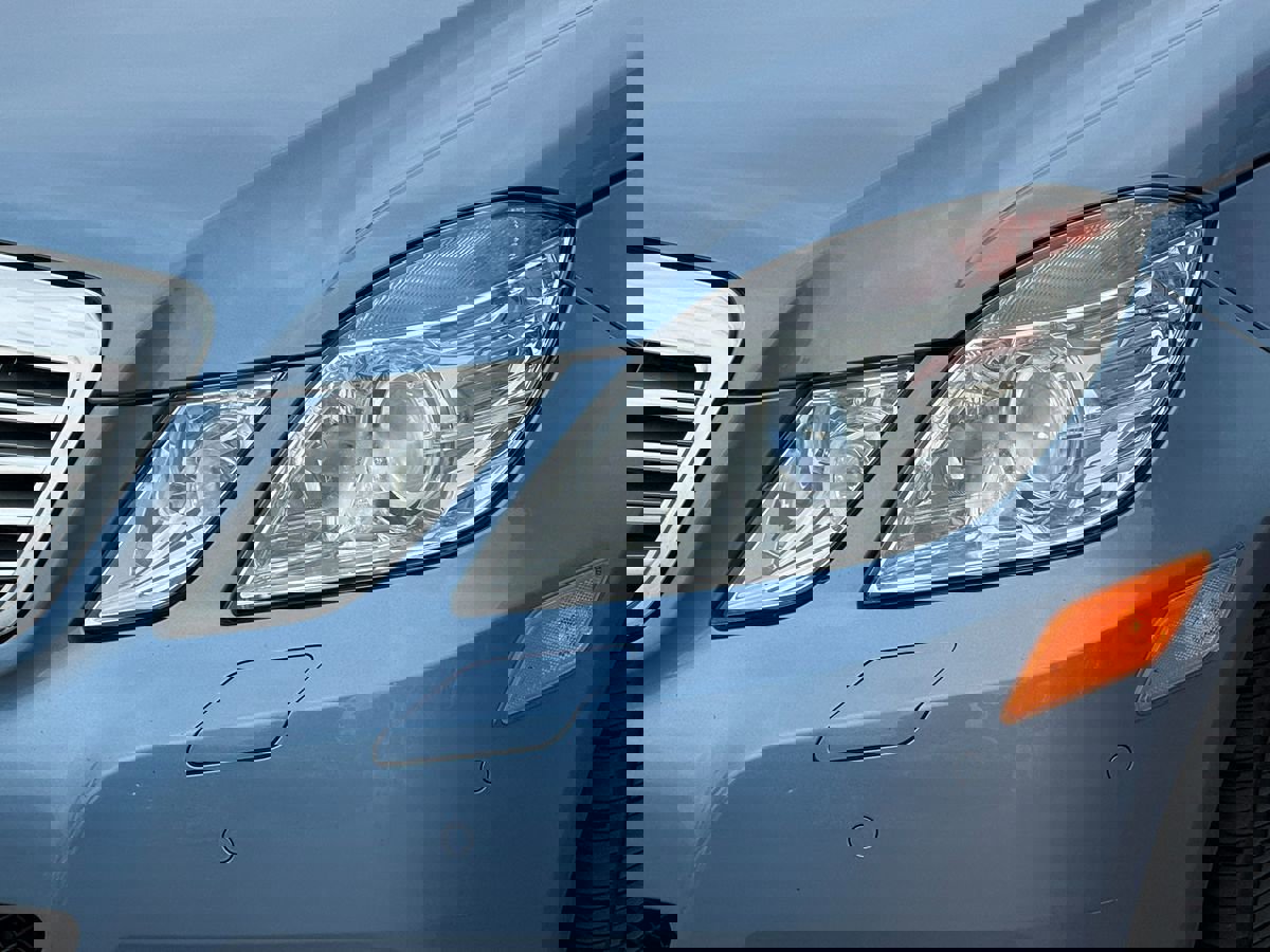 Used 2011 Mercedes-Benz E 550 Sedan image 12