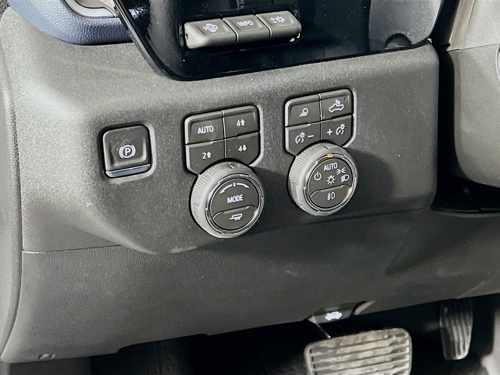 New 2026 Chevrolet Silverado 1500 High Country AWD/4WD image 10