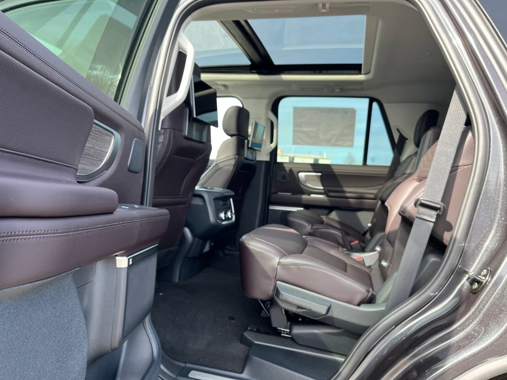 New 2026 Ford Expedition Platinum w/ Platinum Ultimate Package AWD/4WD image 23
