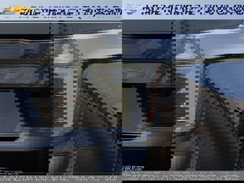 New 2025 Chevrolet Suburban Premier image 11