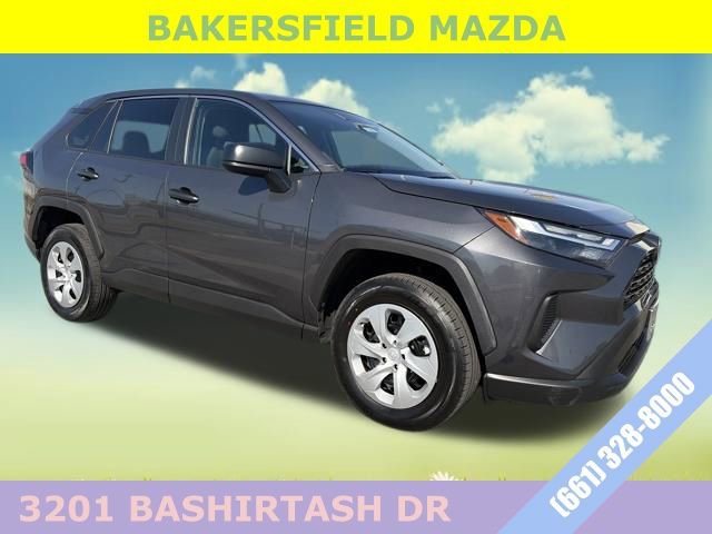 Used 2024 Toyota RAV4 LE image 7