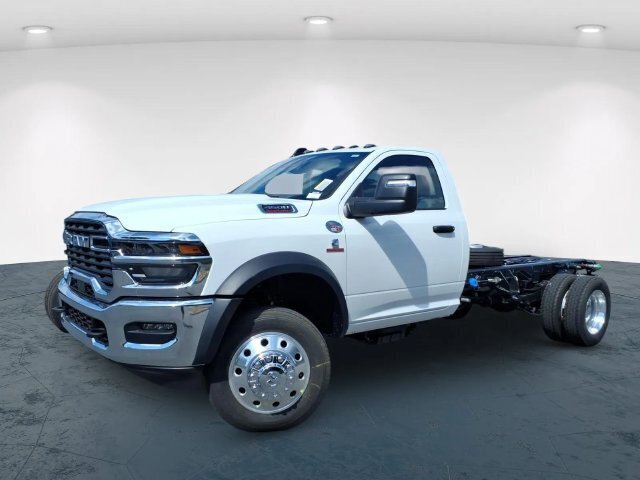 New 2027 RAM 4500 Tradesman AWD/4WD image 2