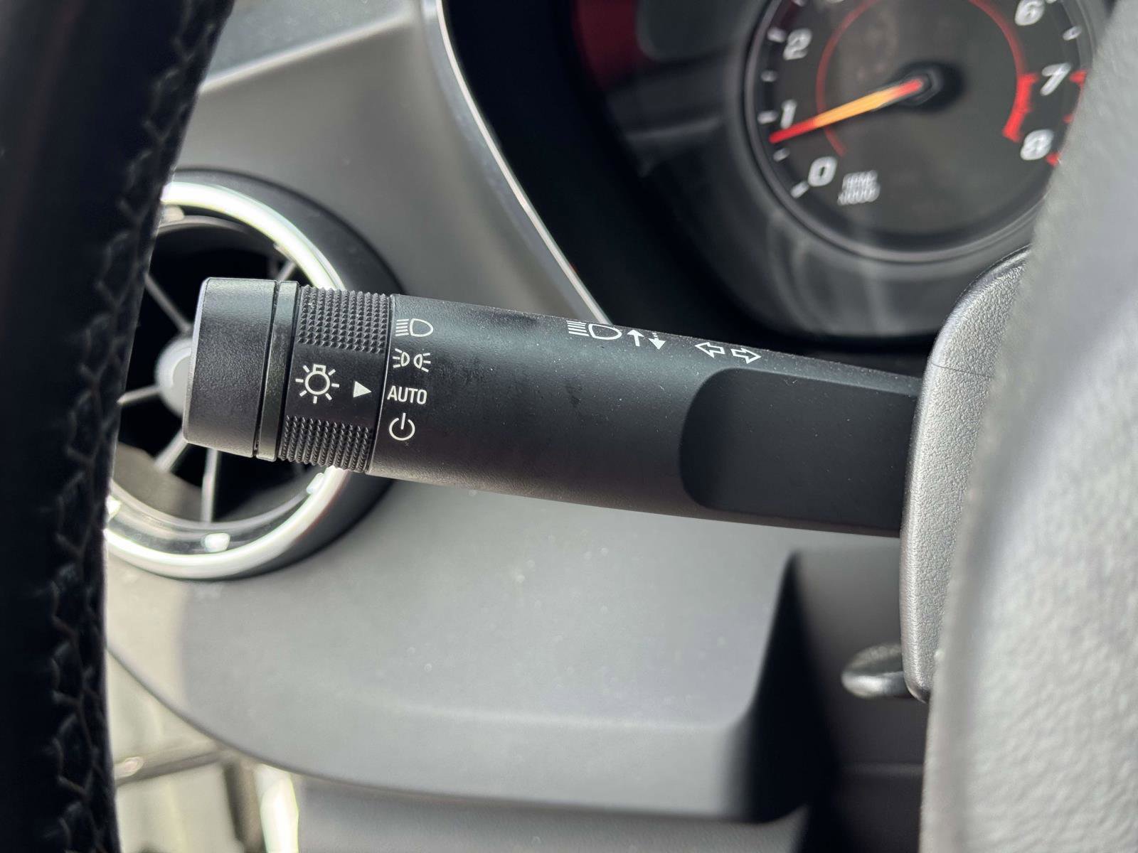 Used 2020 Chevrolet Camaro LT RWD image 16