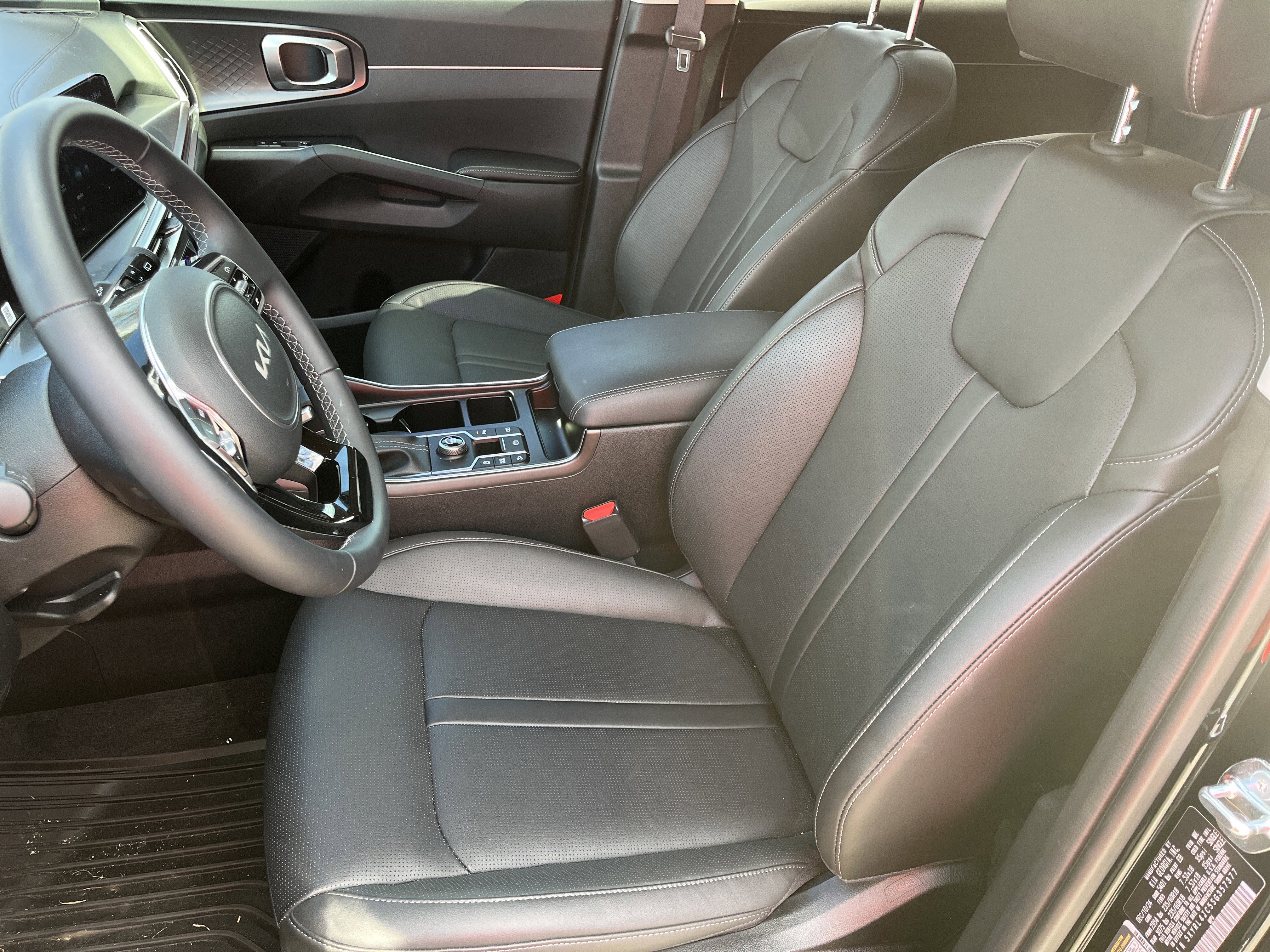 Certified 2025 Kia Sorento S image 16