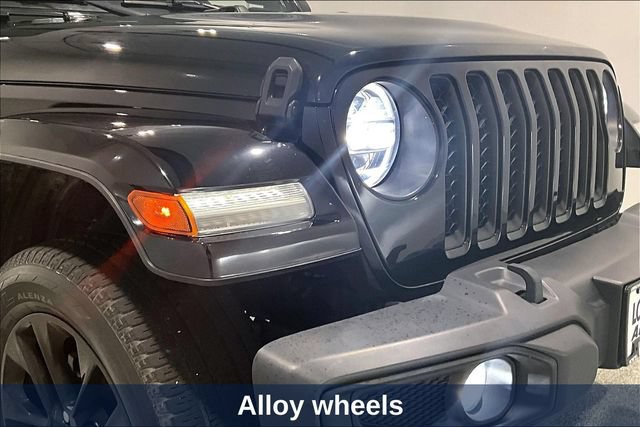 Used 2021 Jeep Wrangler Unlimited Sahara w/ Cold Weather Group AWD/4WD image 41