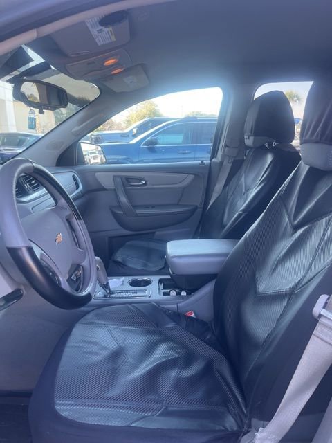 Used 2015 Chevrolet Traverse LS image 7