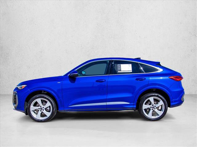 Certified 2025 Audi Q5 Premium Plus w/ Premium Plus image 8