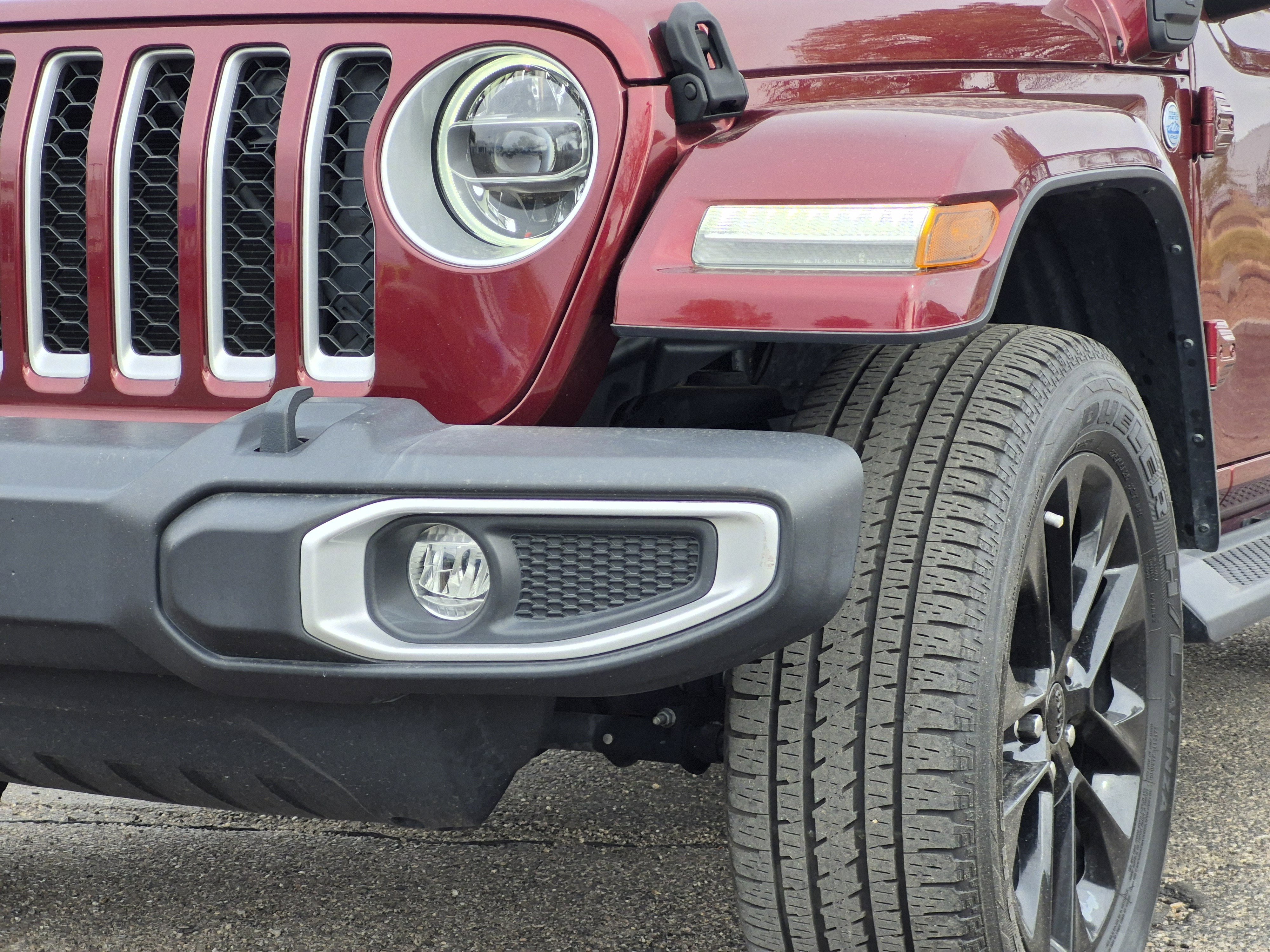 Used 2021 Jeep Wrangler Sahara w/ Cold Weather Group image 9