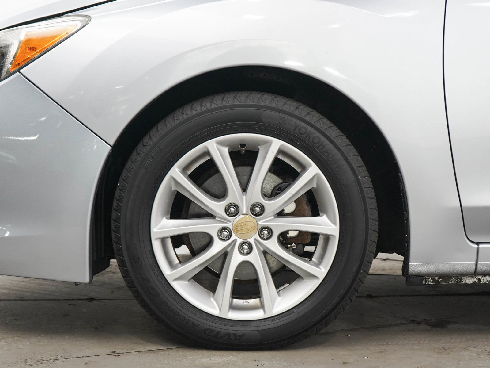 Used 2014 Subaru Impreza 2.0i Premium w/ All-Weather Package w/CVT AWD/4WD image 26