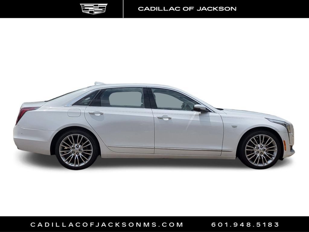 Used 2018 Cadillac CT6 Luxury w/ Active Chassis Package AWD/4WD image 4