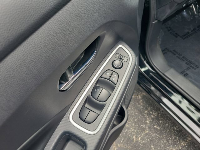 Certified 2024 Nissan Versa SR w/ Trunk Package FWD image 16