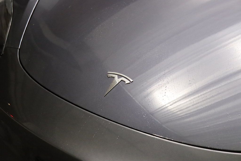 Used 2023 Tesla Model 3 Long Range AWD/4WD image 3
