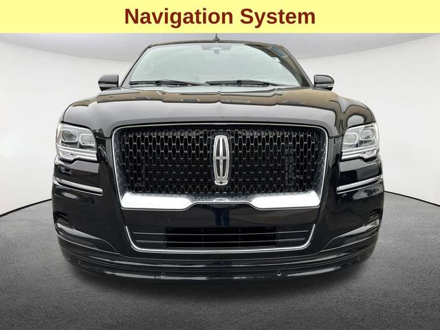Used 2024 Lincoln Navigator Reserve image 4