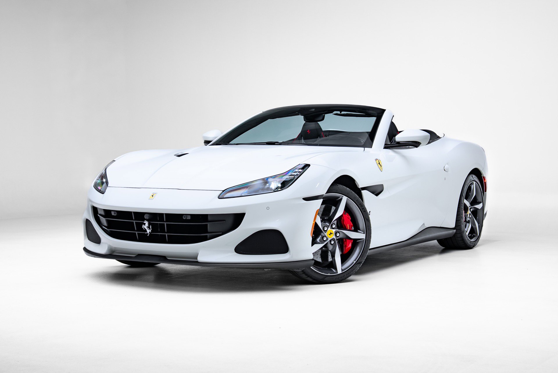 Used 2022 Ferrari Portofino M image 28