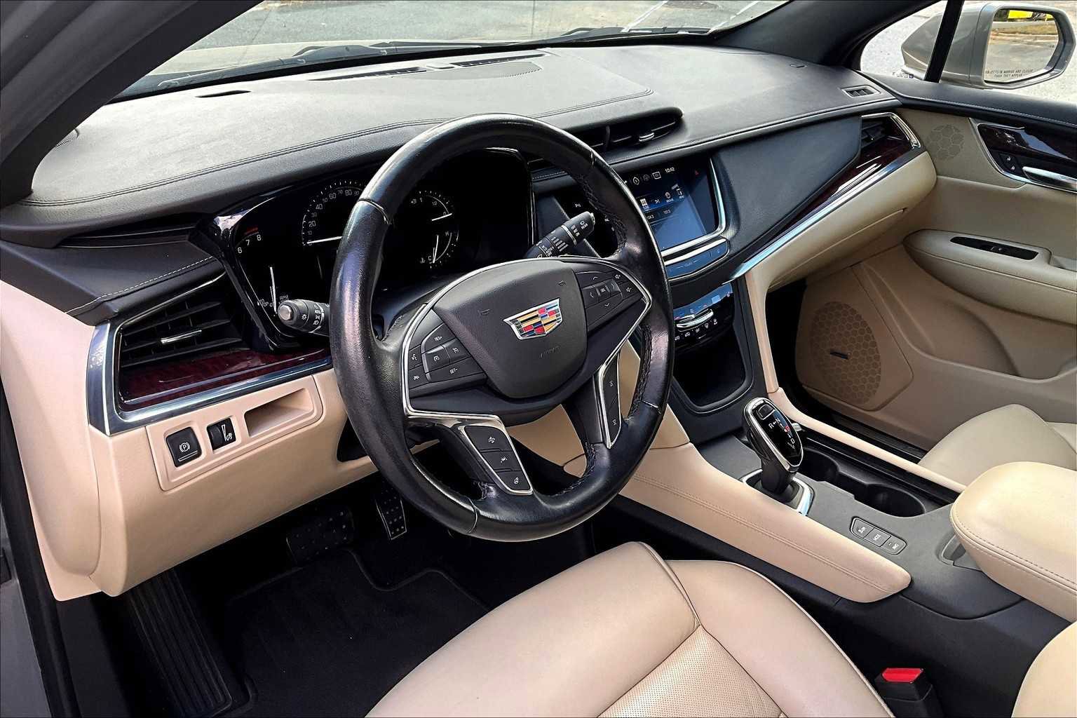 Used 2019 Cadillac XT5 Luxury image 17