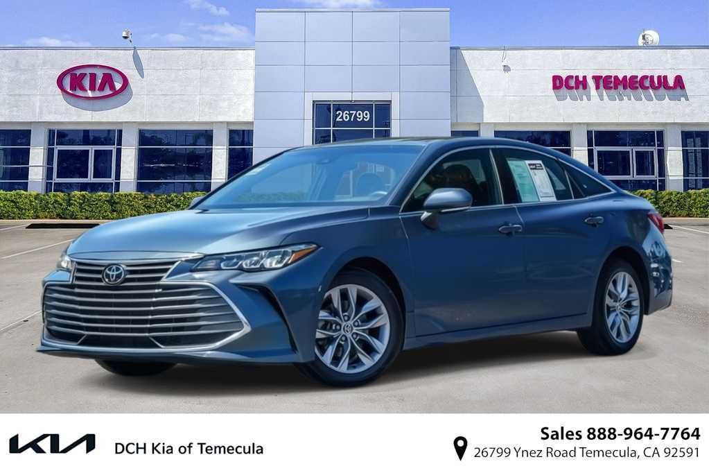 Used 2022 Toyota Avalon XLE