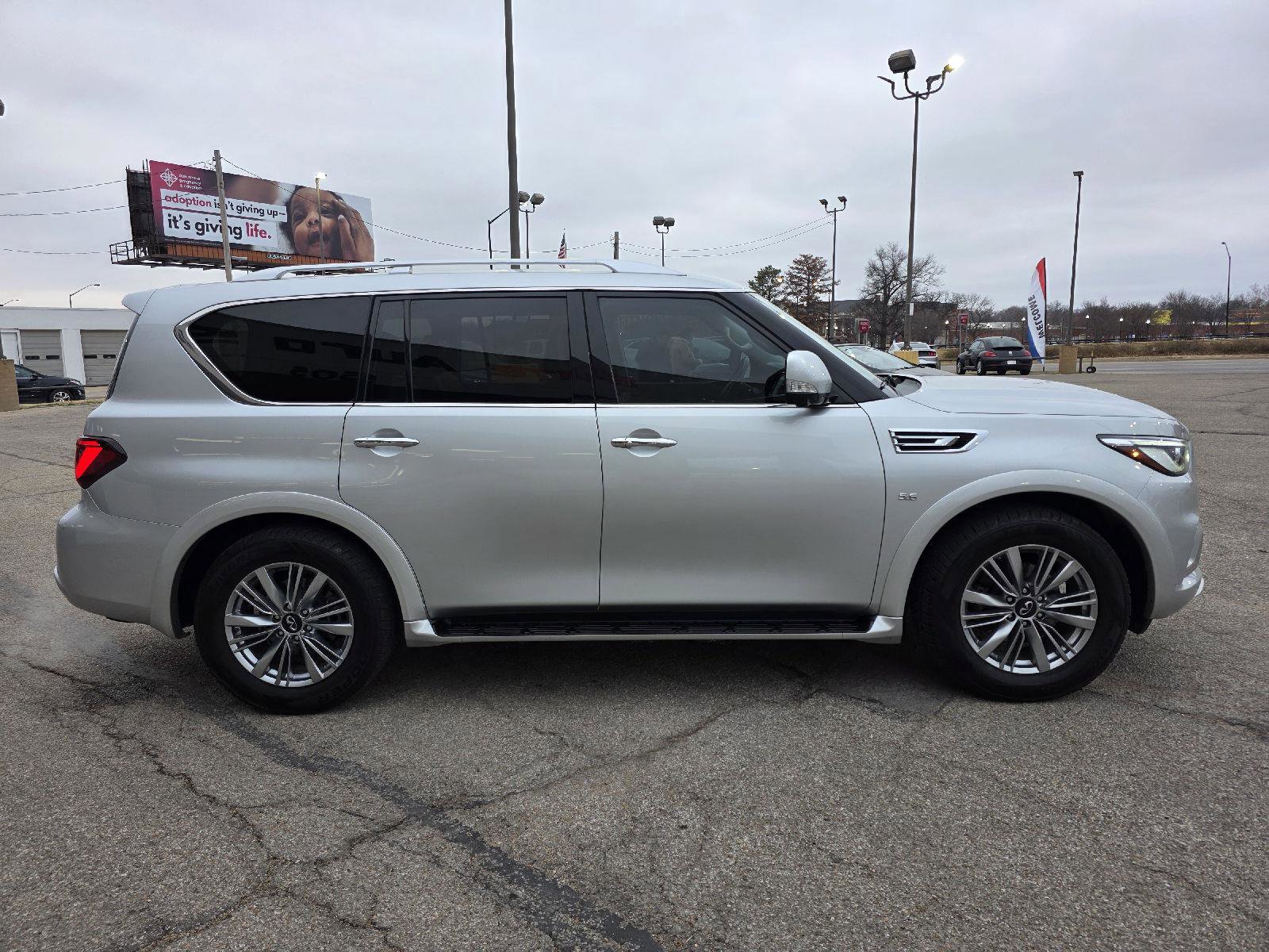 Used 2020 INFINITI QX80 Luxe w/ Proassist Package image 4