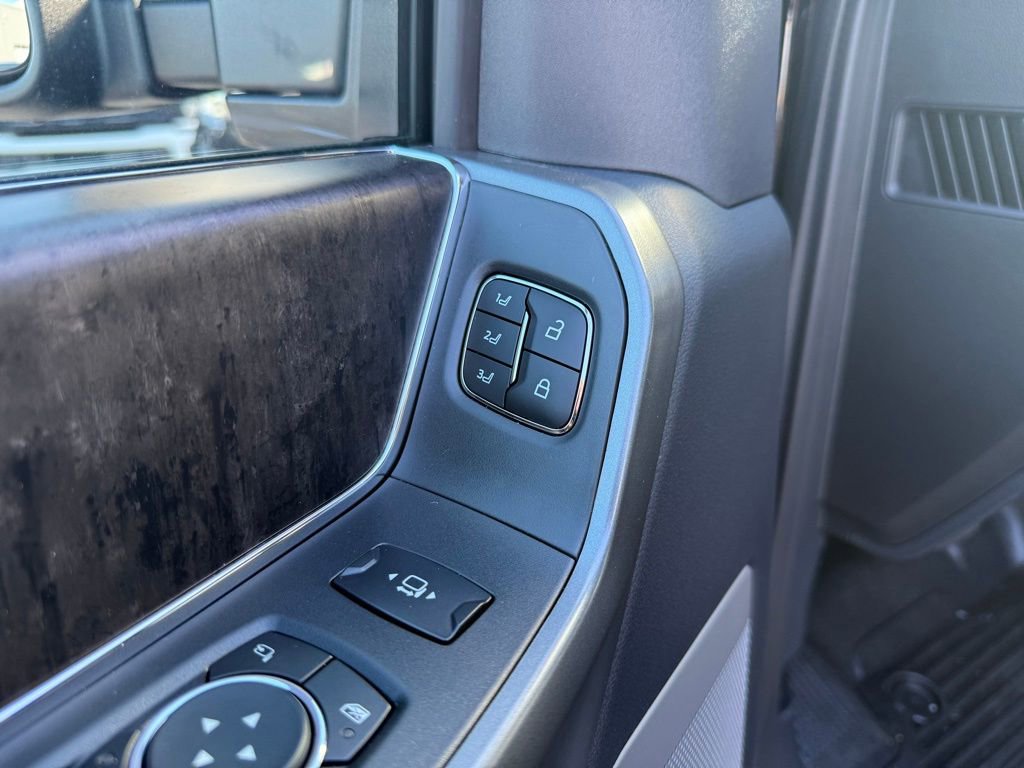 New 2026 Ford F350 Lariat w/ Black Appearance Package image 10