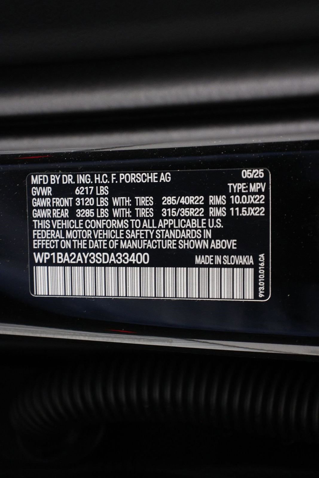 Certified 2025 Porsche Cayenne Coupe image 19