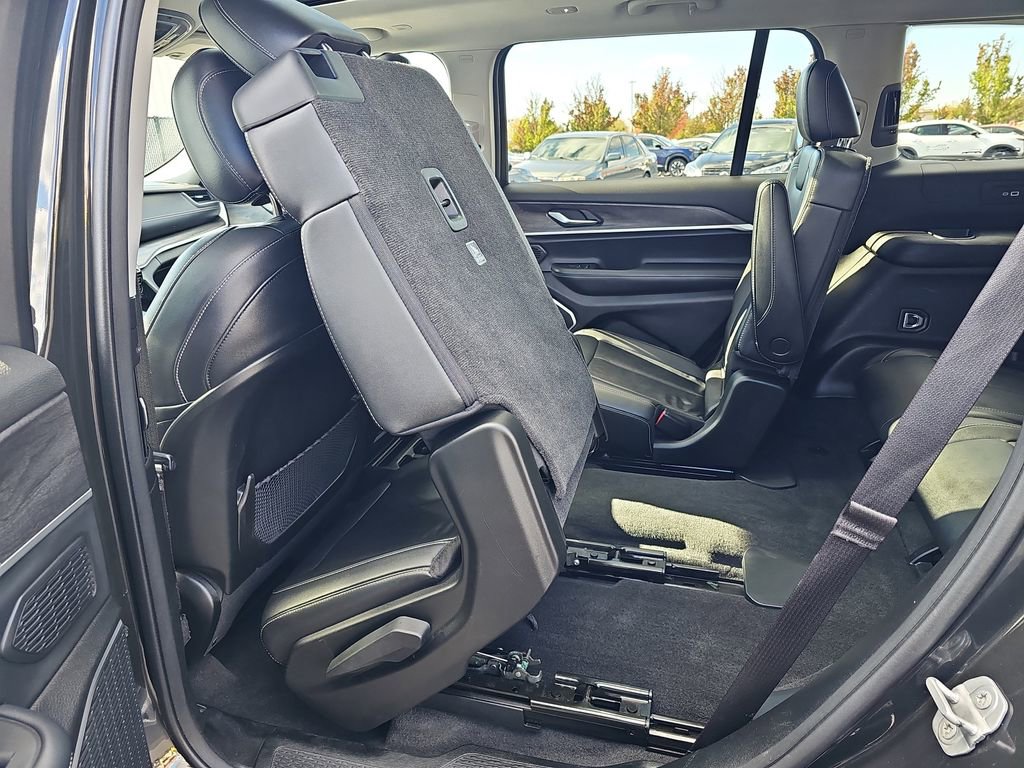 Used 2021 Jeep Grand Cherokee L Limited image 12