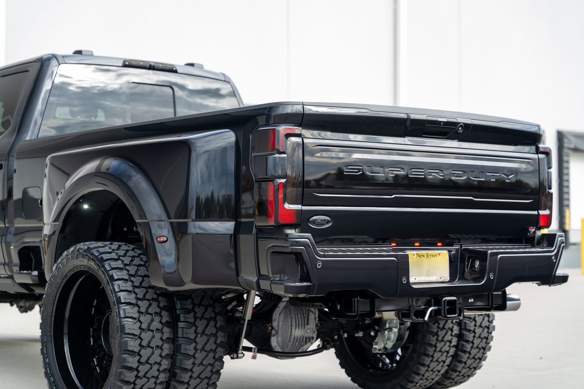 Used 2025 Ford F450 Platinum image 16